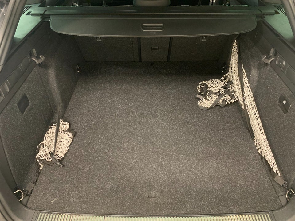 Skoda Superb 1,4 TSi iV Sportline Combi DSG 5d