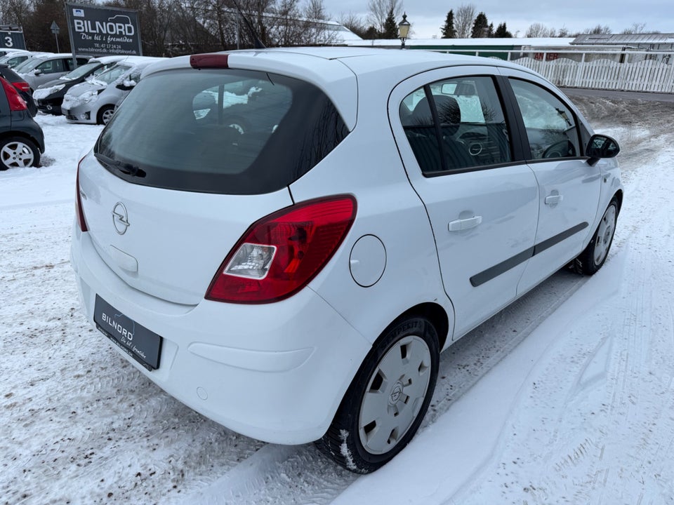 Opel Corsa 1,4 16V Cosmo 5d