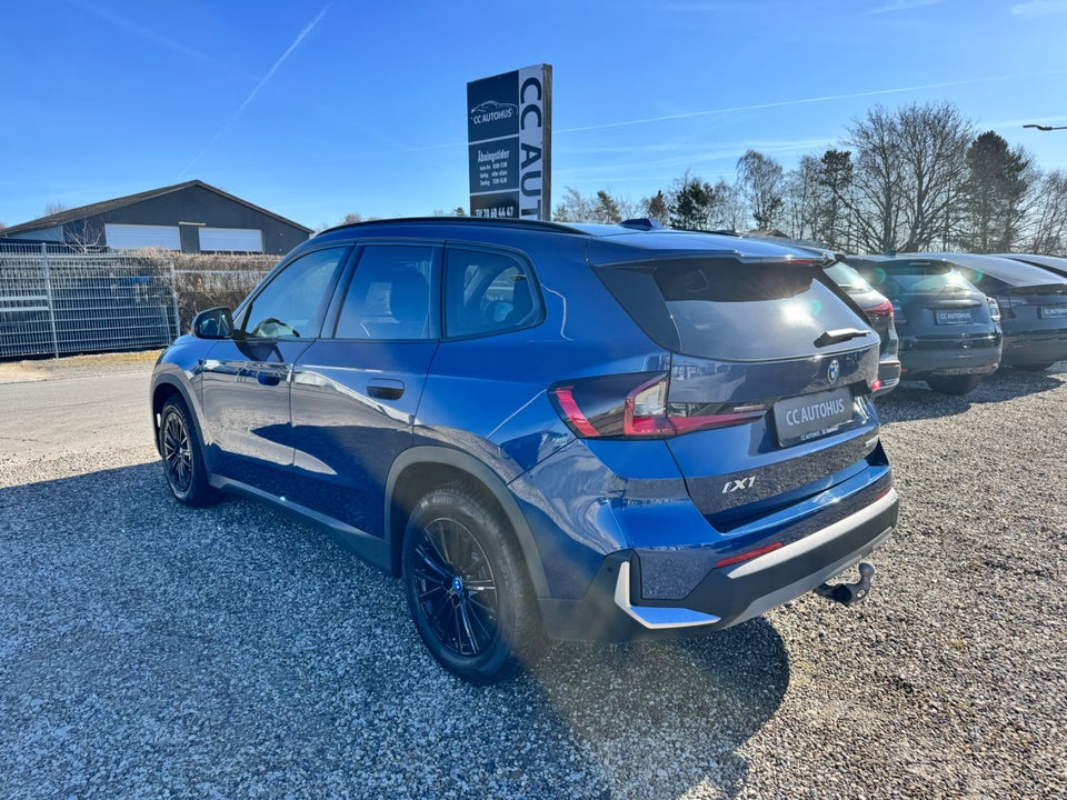 BMW iX1 eDrive20 X-Line 5d