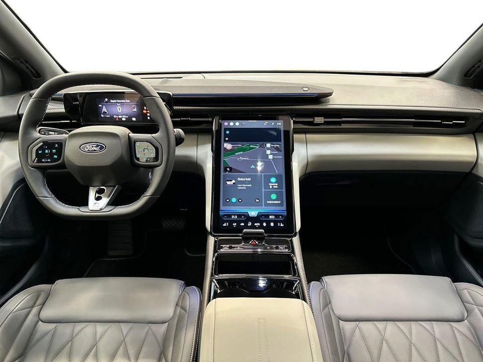 Ford Capri 82 Premium Extended Range 5d