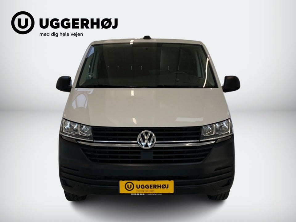 VW Transporter 2,0 TDi 110 Kassevogn lang