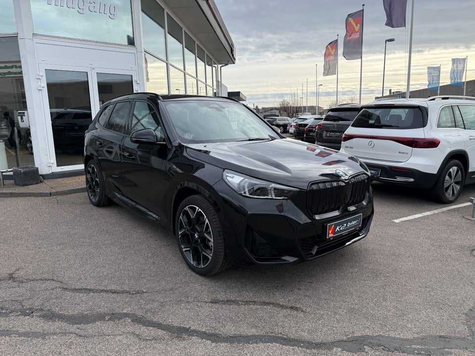BMW iX1 xDrive30 M-Sport 5d