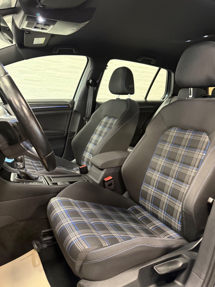 VW Golf VII 1,4 GTE DSG 5d