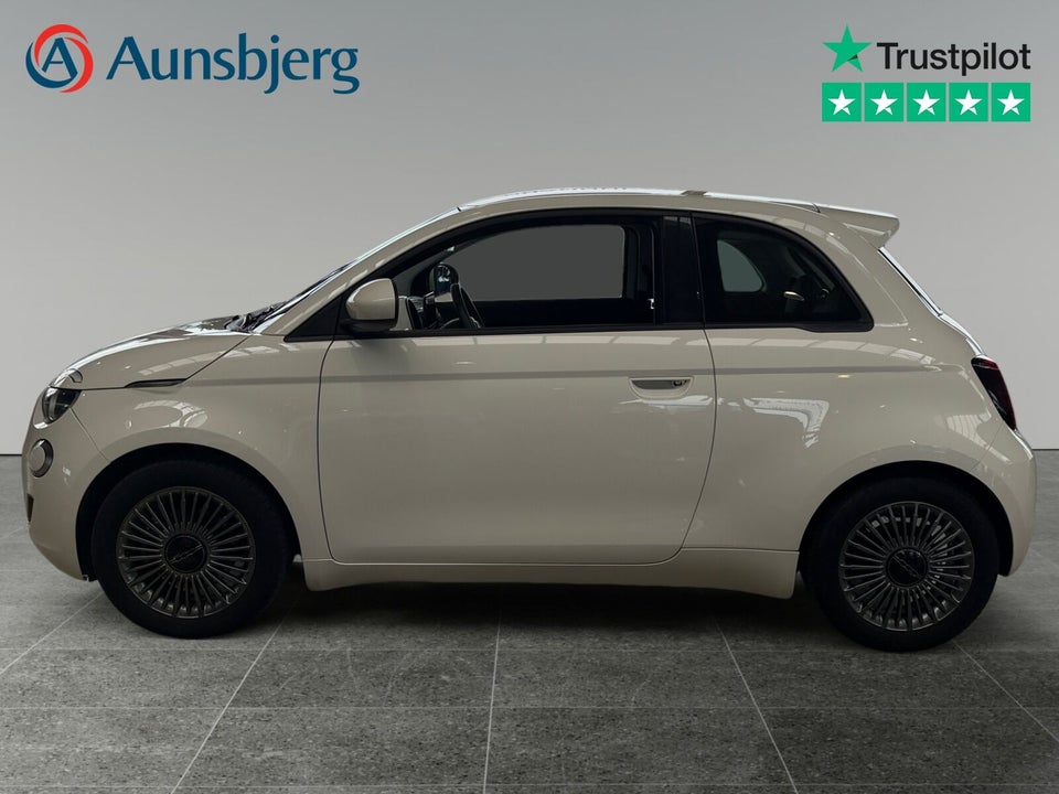 Fiat 500e 42 Icon 3d