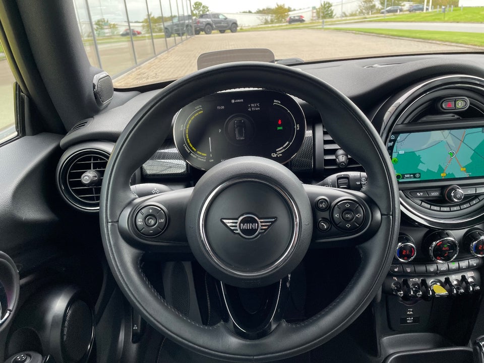 MINI Cooper SE Trim L 3d