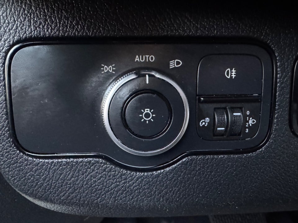 Mercedes Sprinter 317 2,0 CDi A2 Kassevogn aut. RWD