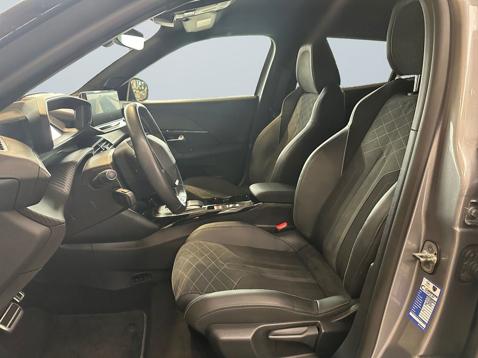 Peugeot e-2008 50 GT Pack 5d