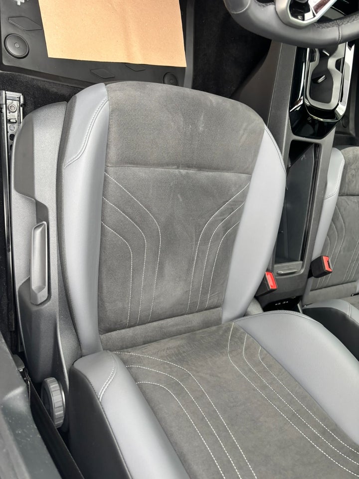 VW ID.4 77 Style Van 5d