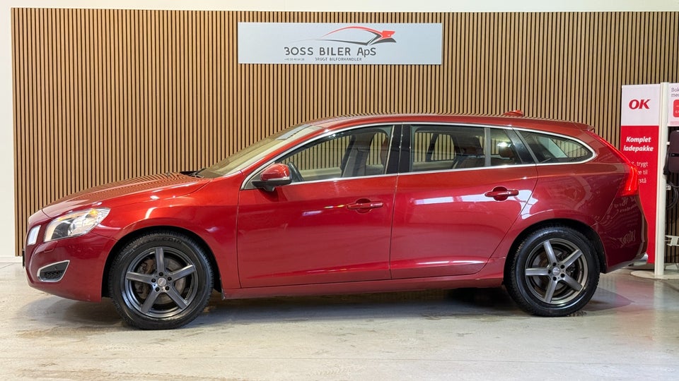 Volvo V60 2,4 D5 205 Summum aut. AWD 5d