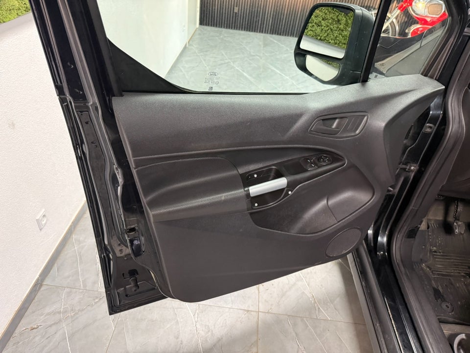 Ford Transit Connect 1,6 TDCi 95 Ambiente lang ECO 5d