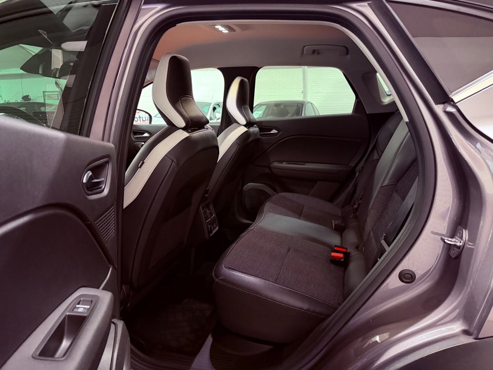 Renault Captur 1,6 E-Tech Intens 5d