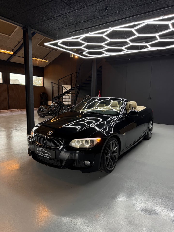 BMW 325i 3,0 Cabriolet aut. 2d