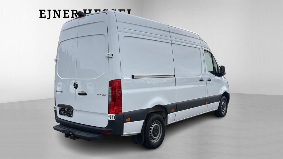 Mercedes Sprinter 317 2,0 CDi A2 Kassevogn PRO aut. RWD