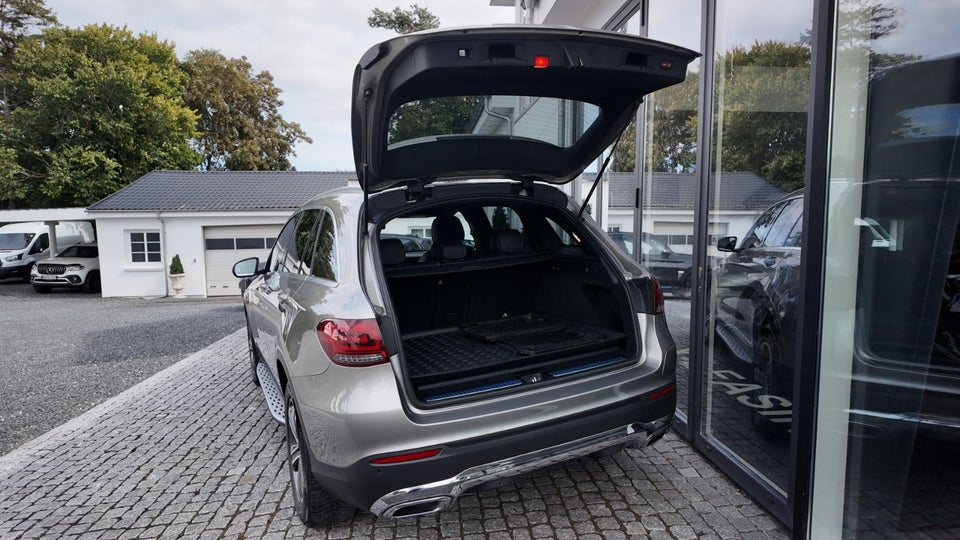 Mercedes GLC300 de 2,0 aut. 4Matic 5d
