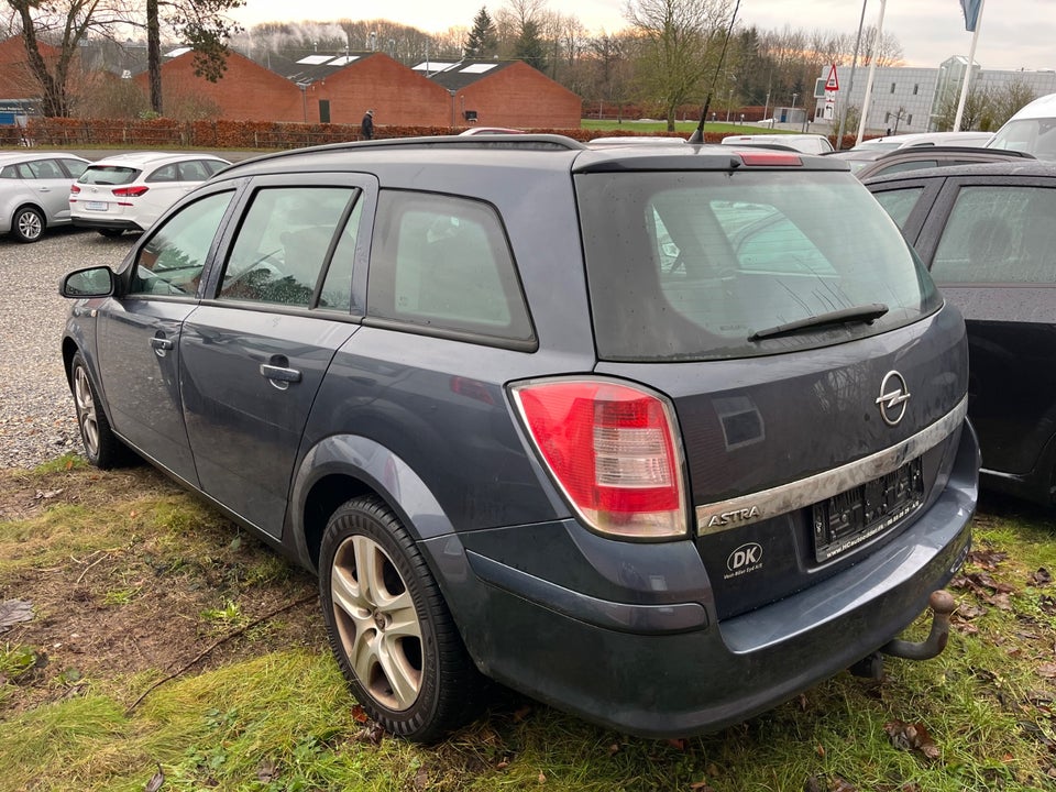 Opel Astra 1,6 16V 115 Enjoy Wagon 5d