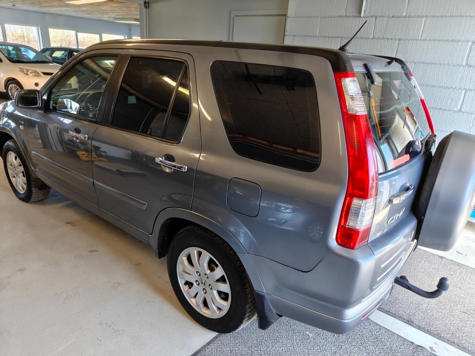 Honda CR-V 2,0 Executive 5d