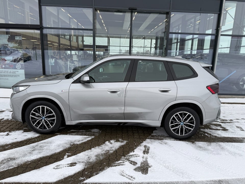 BMW iX1 eDrive20 M-Sport 5d