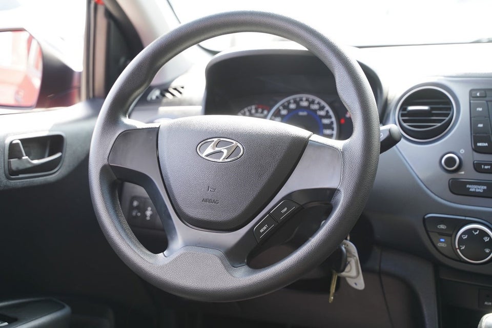 Hyundai i10 1,0 Life 5d