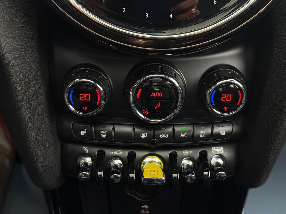 MINI Cooper SE Maximise 3d