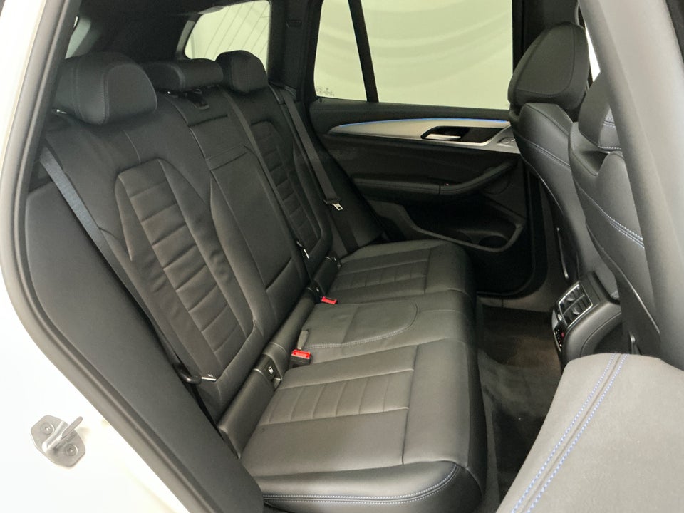 BMW iX3 Charged Plus M-Sport 5d