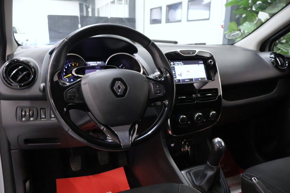 Renault Clio IV 0,9 TCe 90 Expression 5d