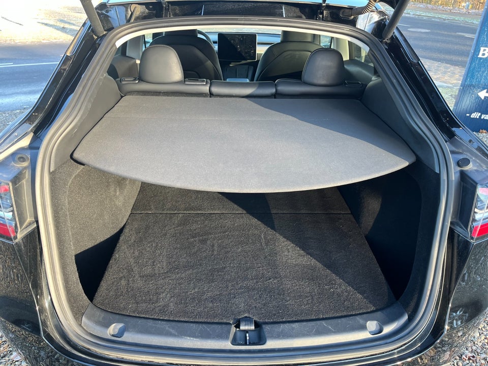 Tesla Model Y Performance AWD 5d