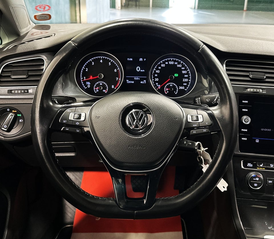 VW Golf VII 1,5 TSi 130 Comfortline DSG 5d