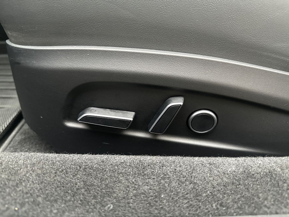 Tesla Model 3 Long Range RWD 4d