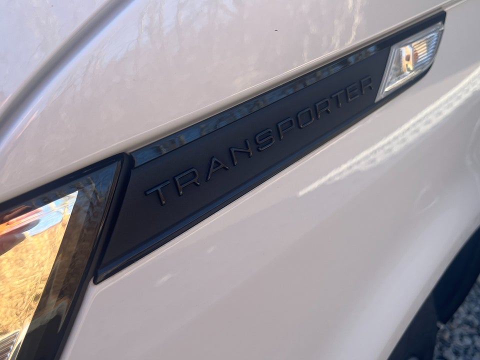 VW Transporter 2,0 TDi 110 Ladvogn lang