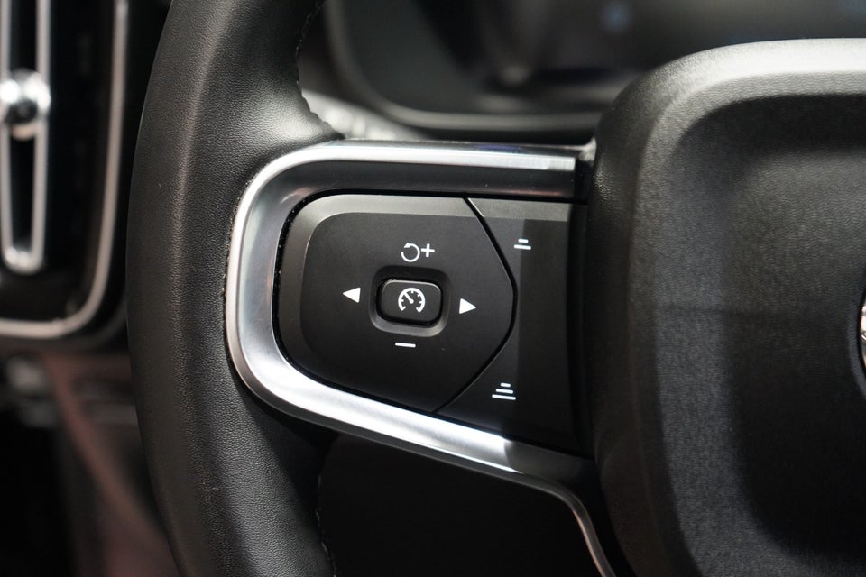 Volvo XC40 P8 ReCharge Twin Plus 5d