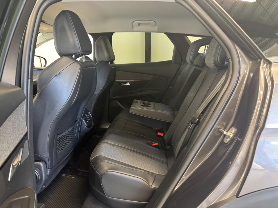 Peugeot 3008 1,6 Hybrid Allure Pack EAT8 5d