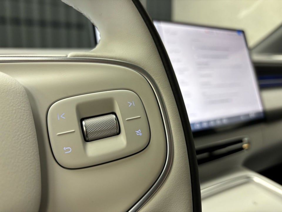 Xpeng G6 Standard Range 5d