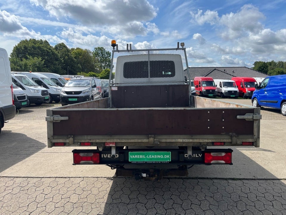 Iveco Daily 2,3 35S12 3000mm Lad 2d