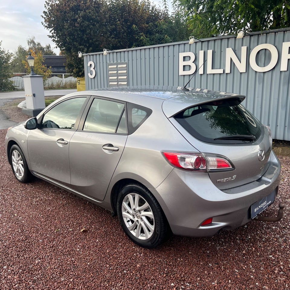 Mazda 3 1,6 Advance 5d