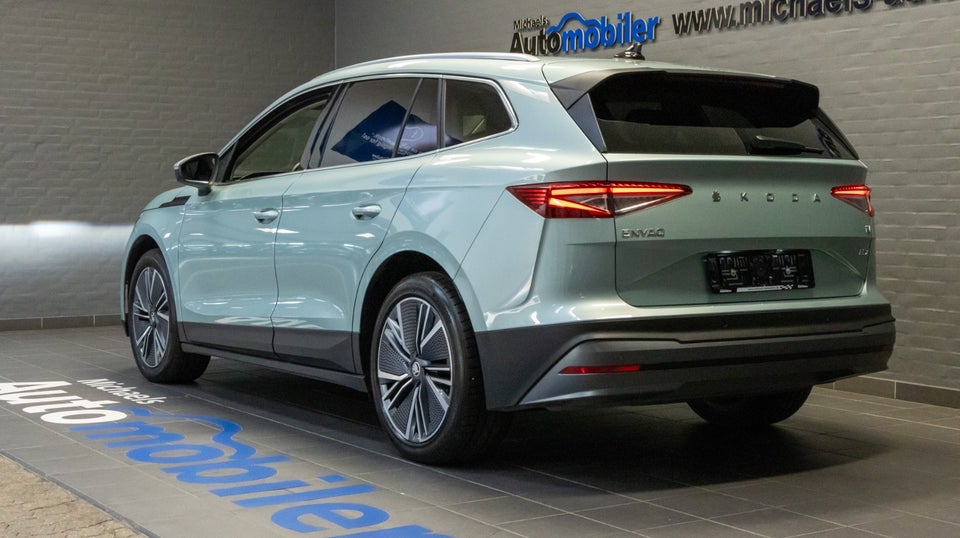 Skoda Enyaq 80x iV Loft 5d