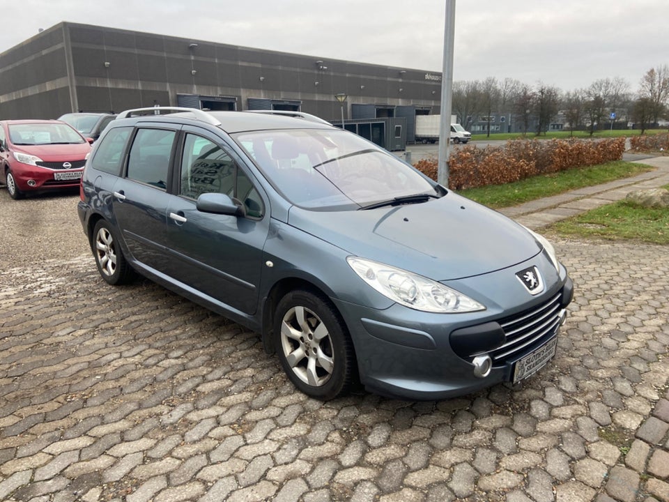 Peugeot 307 1,6 SW 7prs 5d