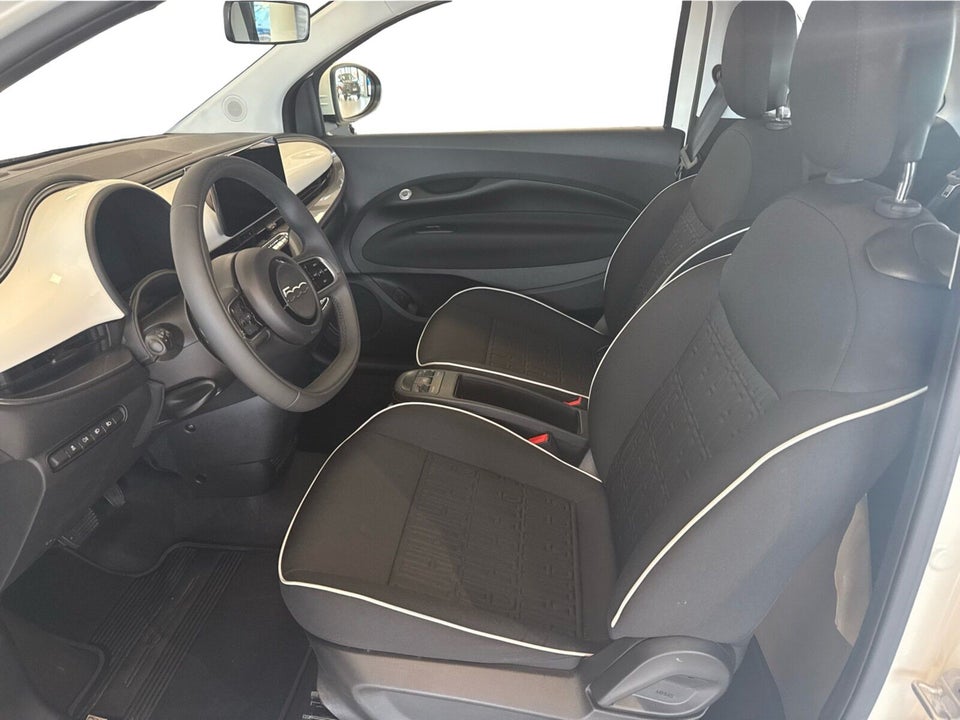 Fiat 500e 42 Icon 3d