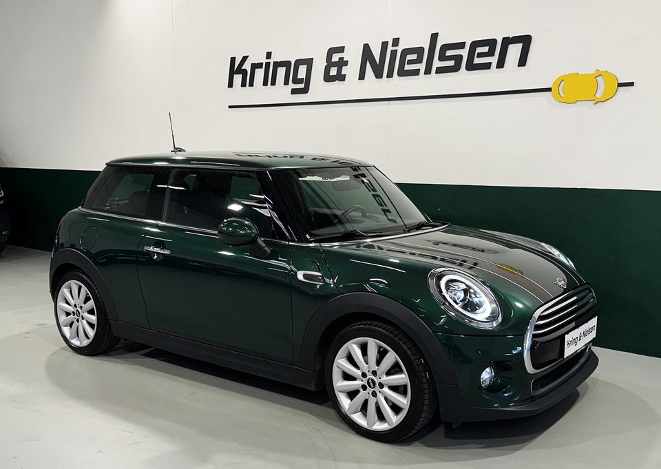 MINI Cooper 1,5 Connected Edition 3d