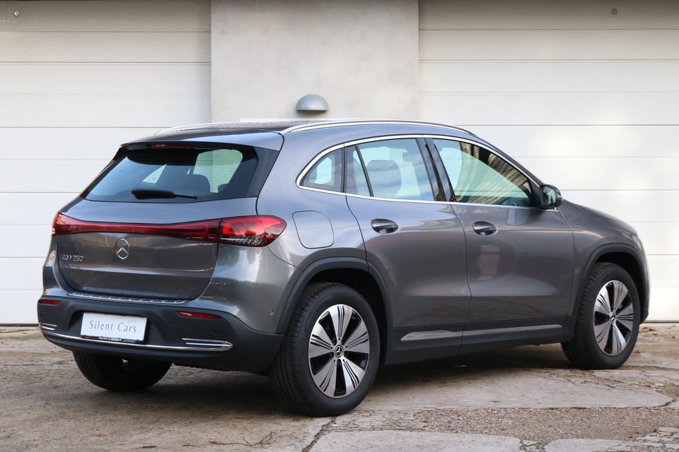 Mercedes EQA250 Progressive 5d
