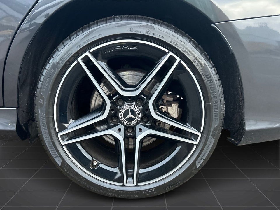 Mercedes C300 e 2,0 AMG Line Night Edition stc. aut. 5d