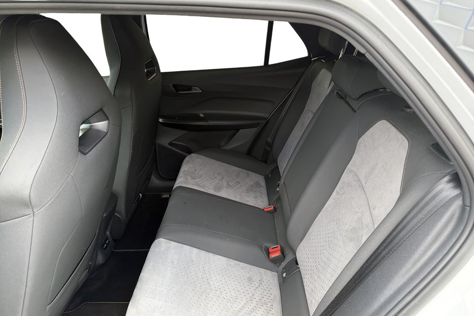 Cupra Born 58 Dinamica Pack High 5d