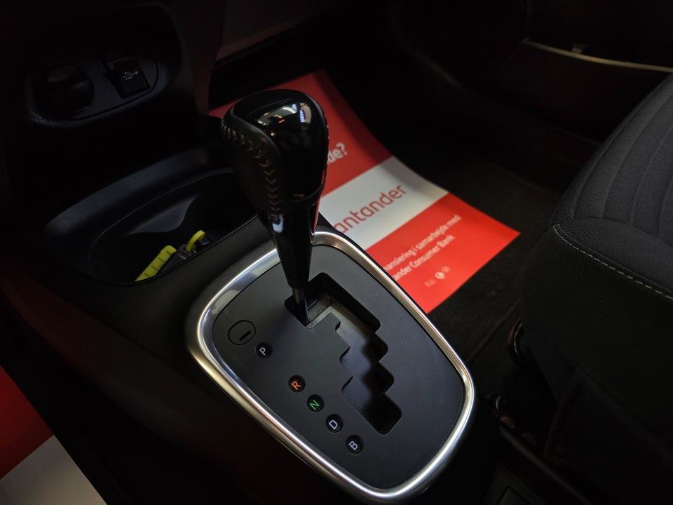 Toyota Yaris 1,5 Hybrid H3 Limited e-CVT 5d