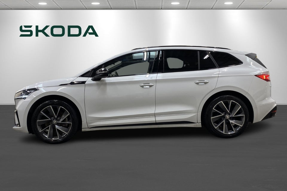 Skoda Enyaq 80X iV Sportline Max 5d