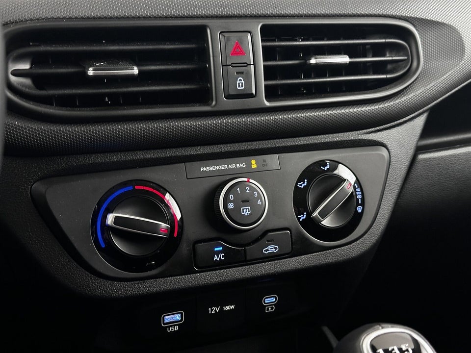 Hyundai i10 1,0 MPi Essential 5d