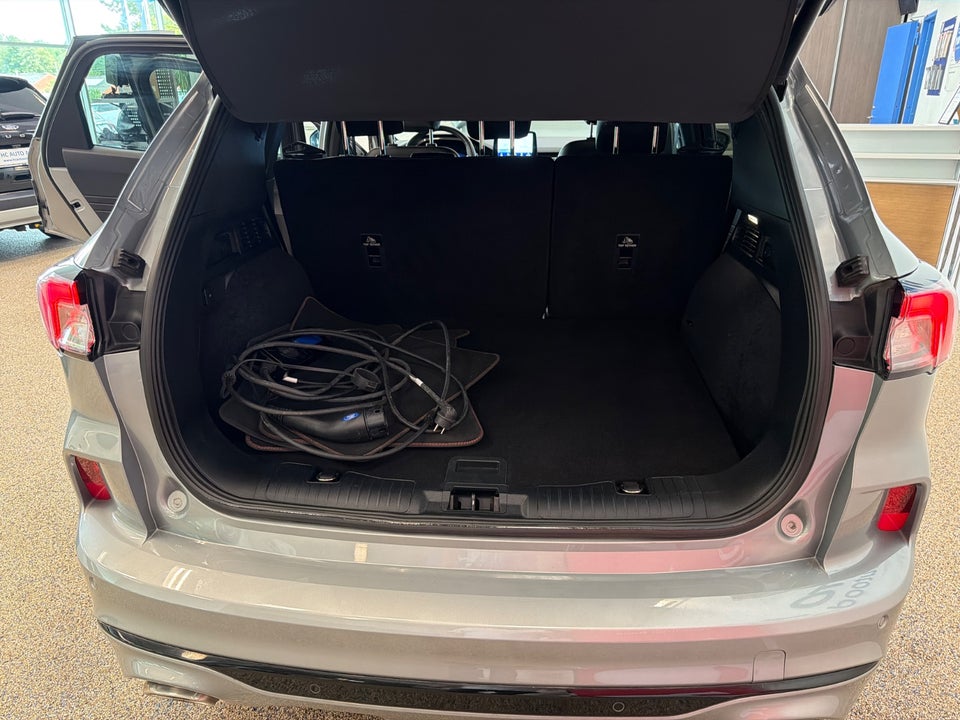 Ford Kuga 2,5 PHEV ST-Line CVT 5d