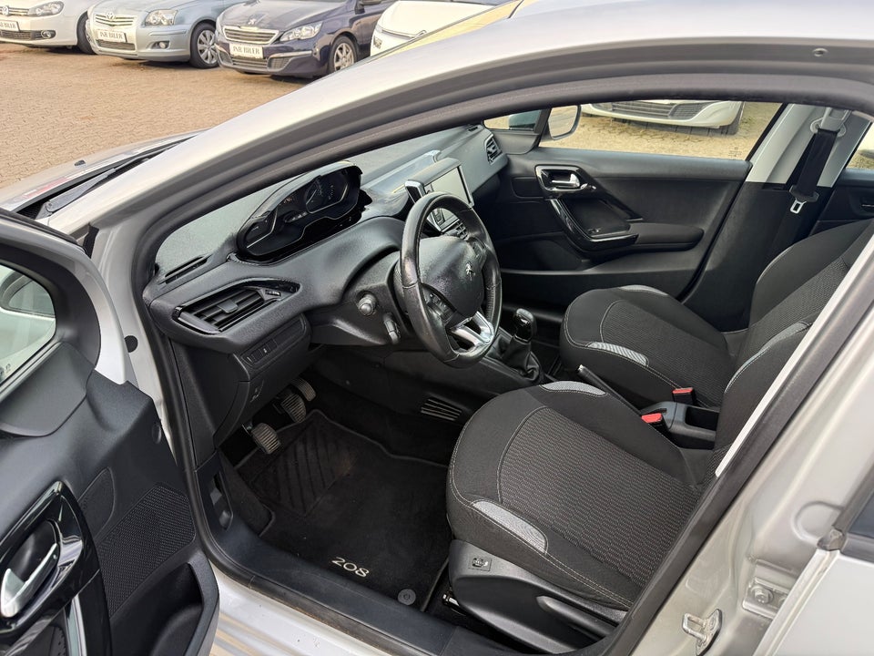 Peugeot 208 1,2 VTi 82 Active 5d