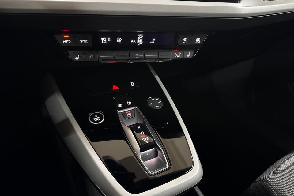 Audi Q4 e-tron 40 Attitude 5d