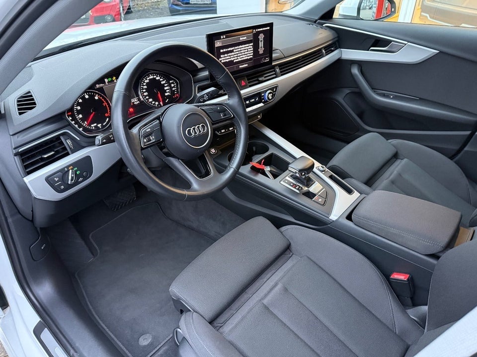 Audi A4 40 TFSi Advanced Prestige Tour plus S-tr. 4d