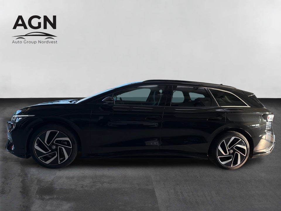 VW ID.7 77 Style+ Tourer 5d