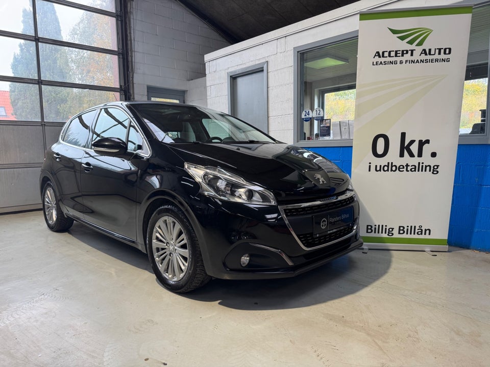 Peugeot 208 1,5 BlueHDi 100 Infinity Sky 5d
